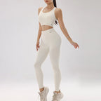 Peach Hip Fitness Set with Bra & Leggings - Classyfashion24.com