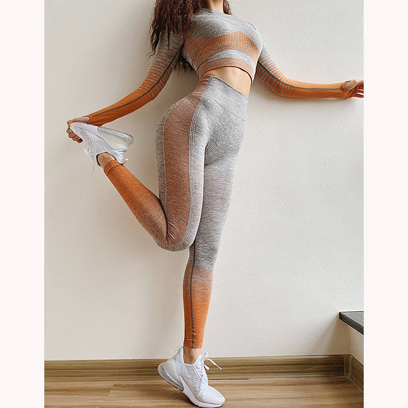 Seamless Long Sleeve Crop Top Yoga Leggings Set: Perfect for Active Women