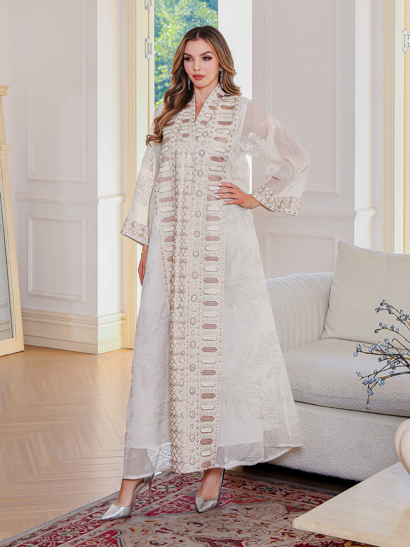 Middle Eastern Muslim Embroidered Long Robe Women's  Elegant Long Dress Loose Fit Dubai Dress - Classyfashion24.com
